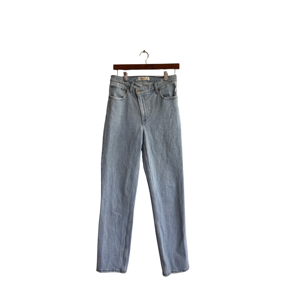 Abercrombie & Fitch 90s Straight Ultra High Rise Asymmetrical Jeans Light Wash